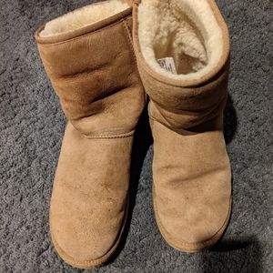 Mens UGGs boots